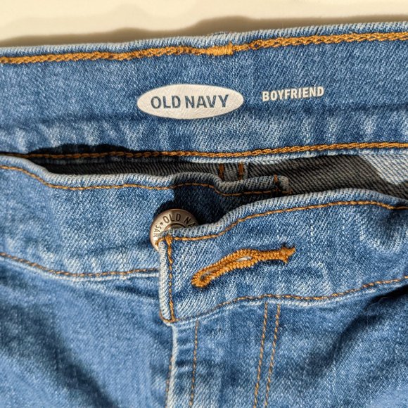 Old Navy Boyfriend Shorts - Picture 2 of 3